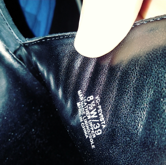 Pevista Suede Bootie - Picture 6 of 8